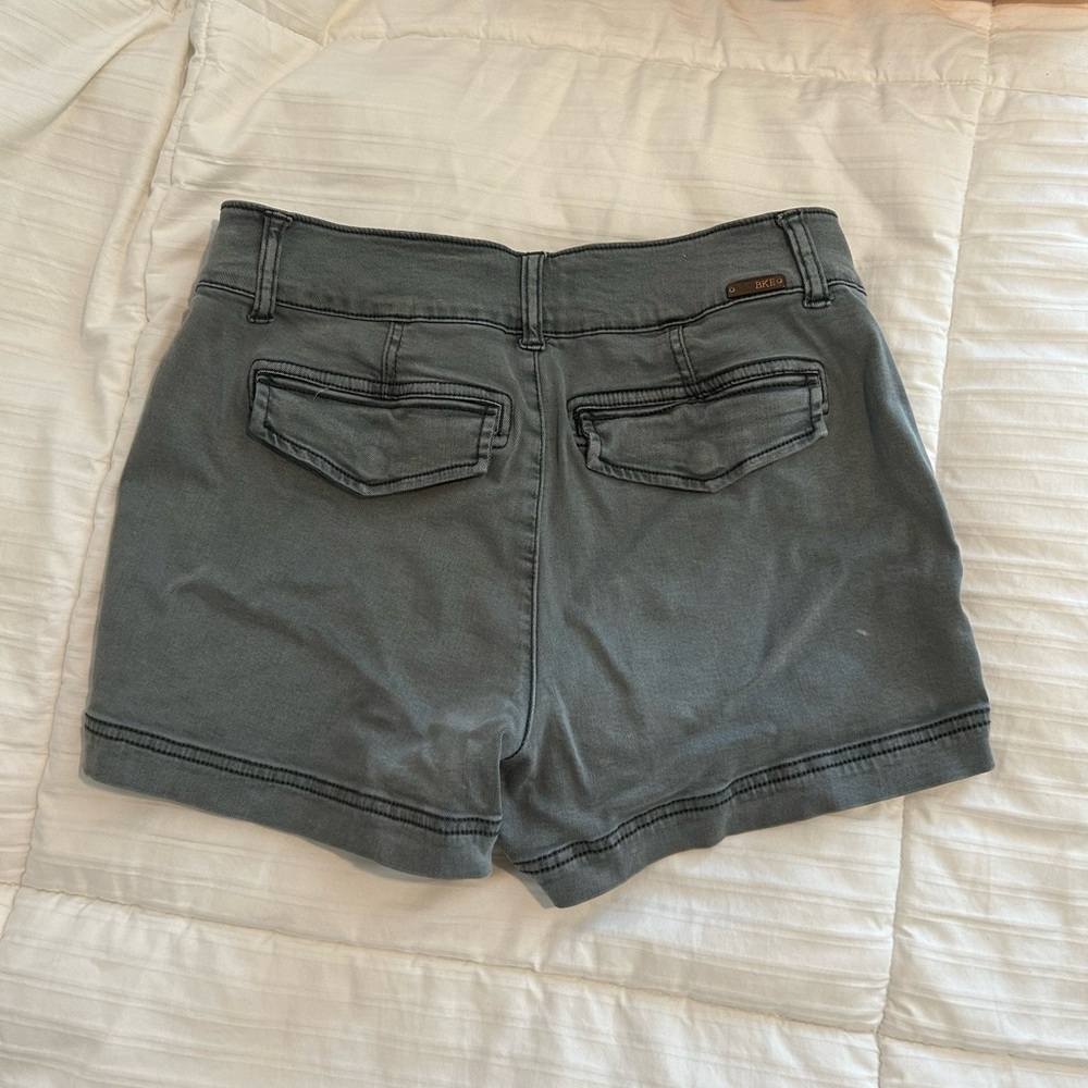 shorts - Picture 4 of 6